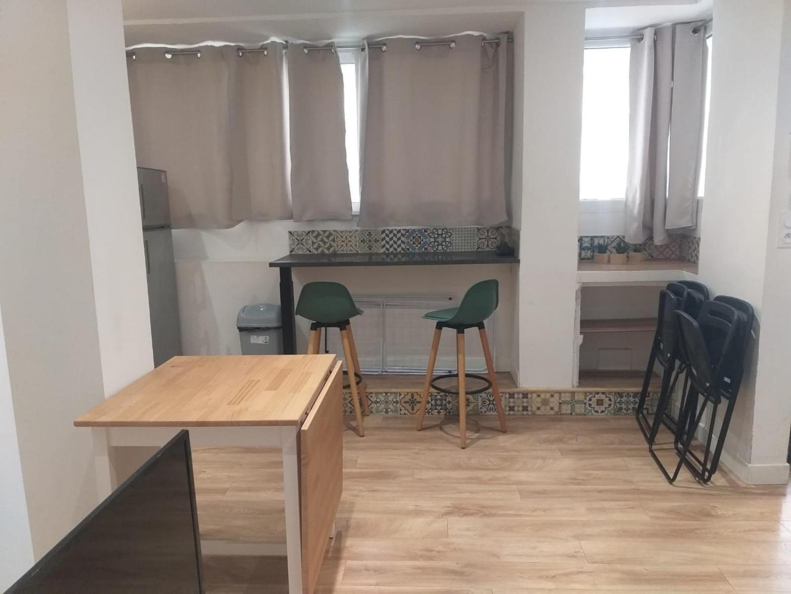 Ferienwohnung Le Refuge Urbain - Port A 2 Pas & Animaux Acceptes Toulon Exterior foto