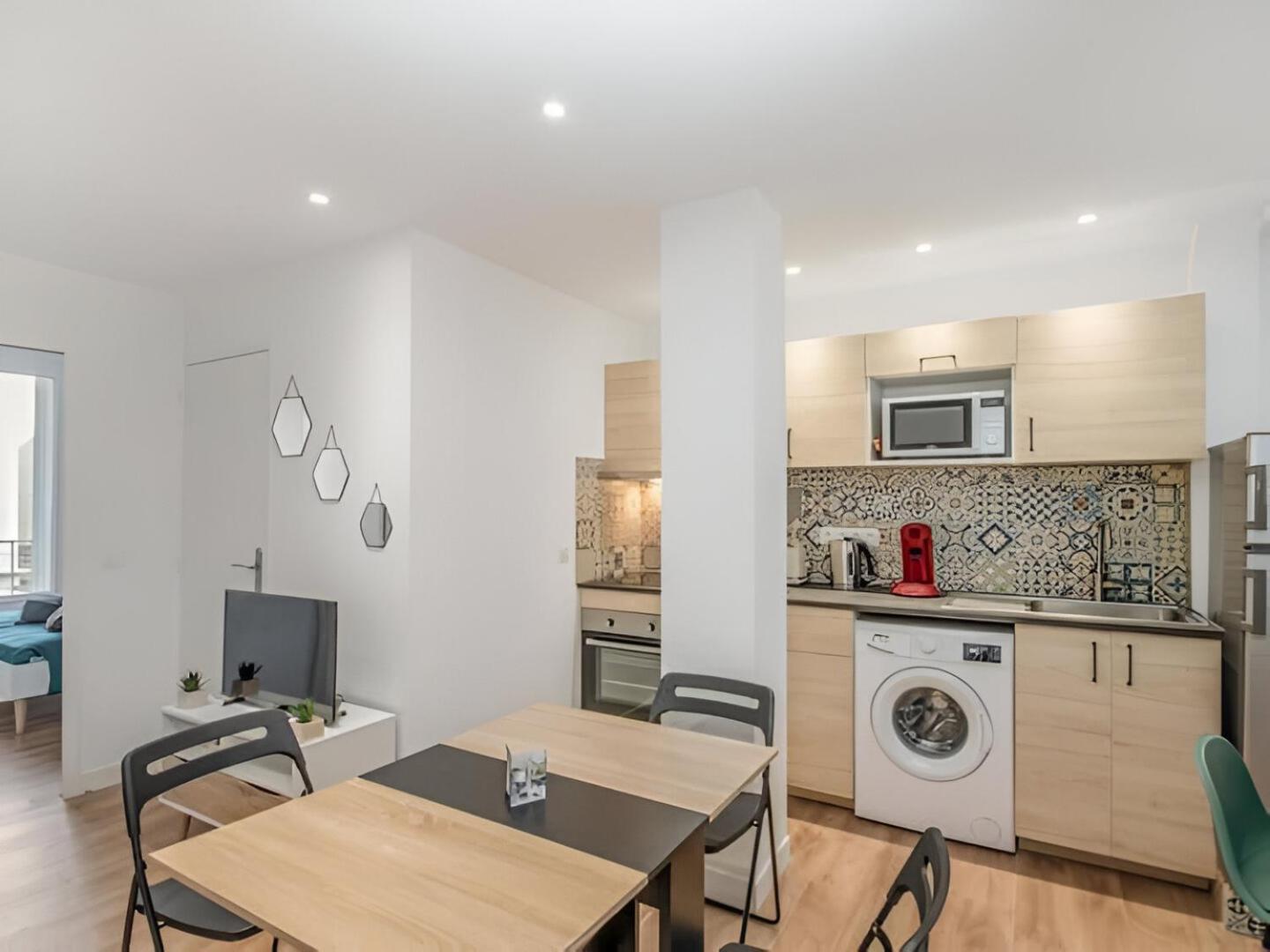 Ferienwohnung Le Refuge Urbain - Port A 2 Pas & Animaux Acceptes Toulon Exterior foto