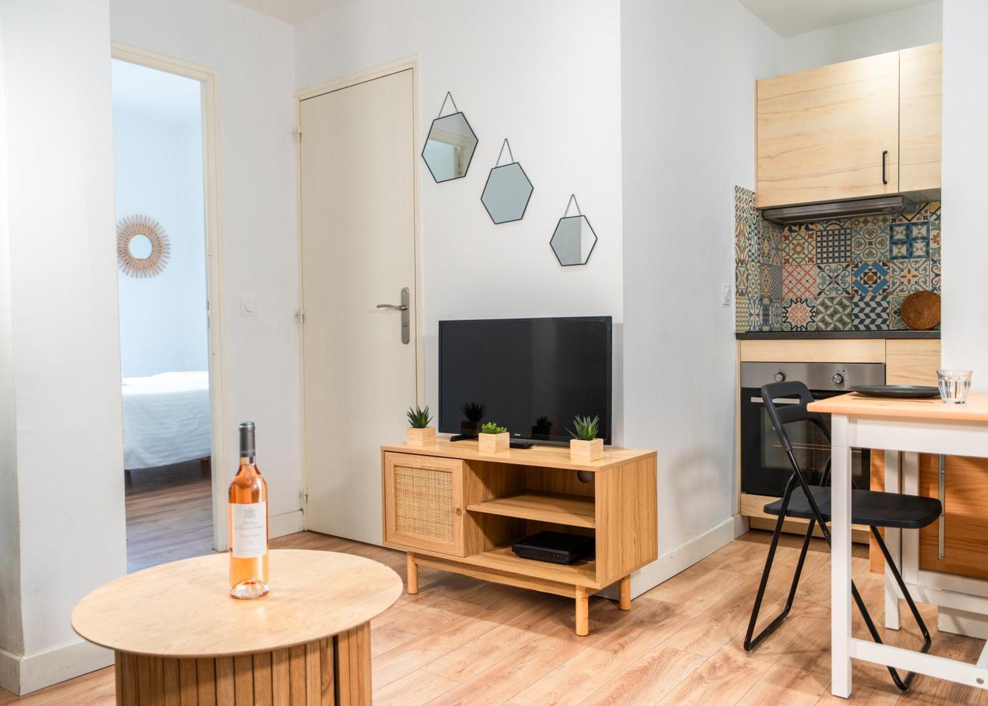 Ferienwohnung Le Refuge Urbain - Port A 2 Pas & Animaux Acceptes Toulon Exterior foto